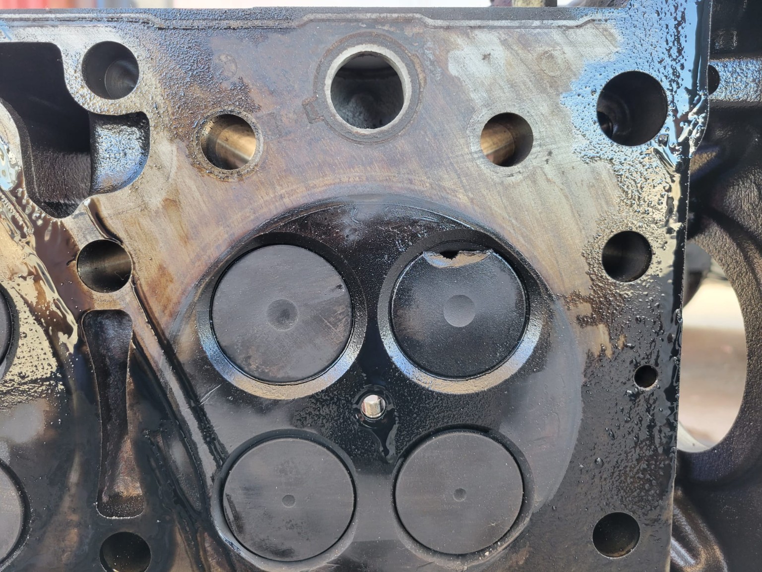 Cylinder head and valve repair
