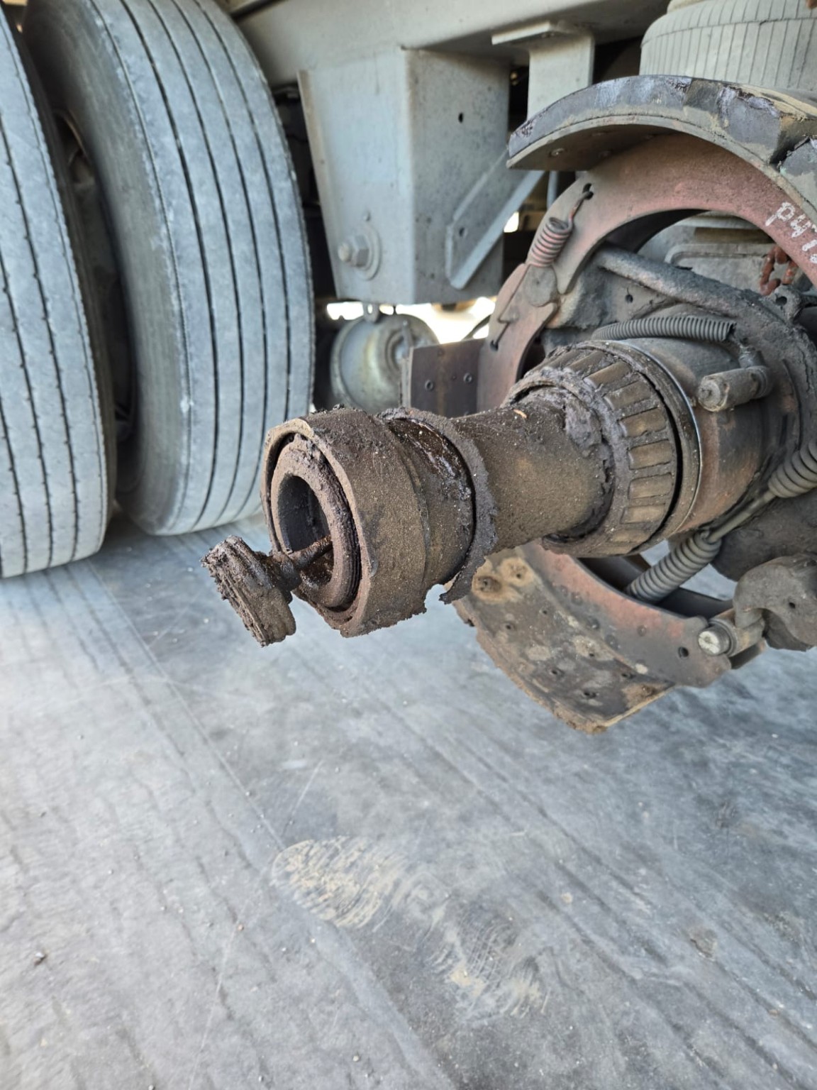Truck wheel bearing repair